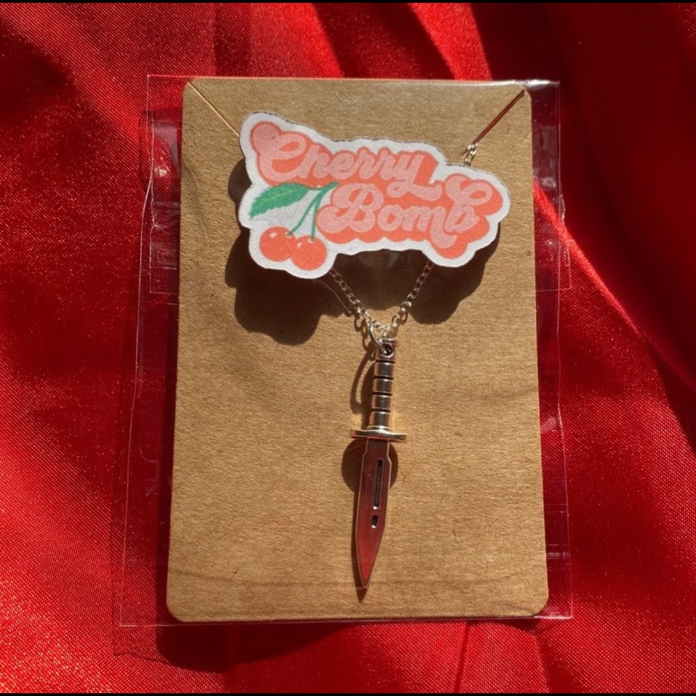 🔪knife necklace 🔪